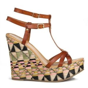 Multi color wedges
